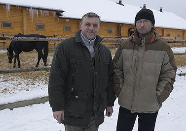 karavan_0208_02.jpg